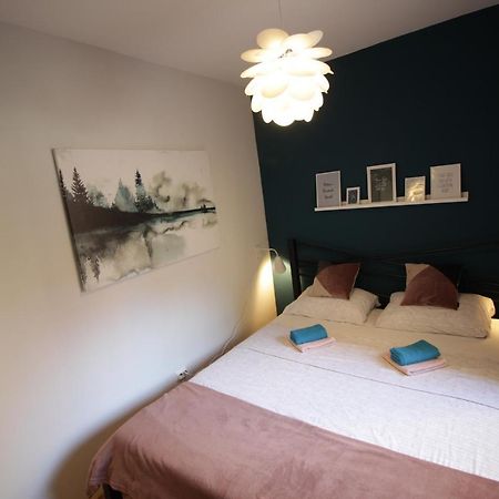 Nordlys Apartment ทูซลา ภายนอก รูปภาพ