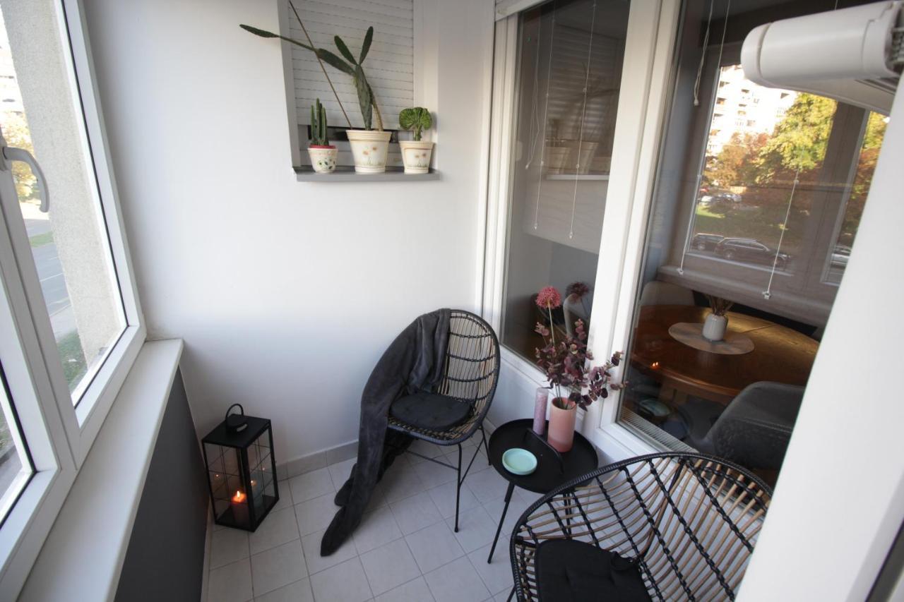 Nordlys Apartment ทูซลา ภายนอก รูปภาพ