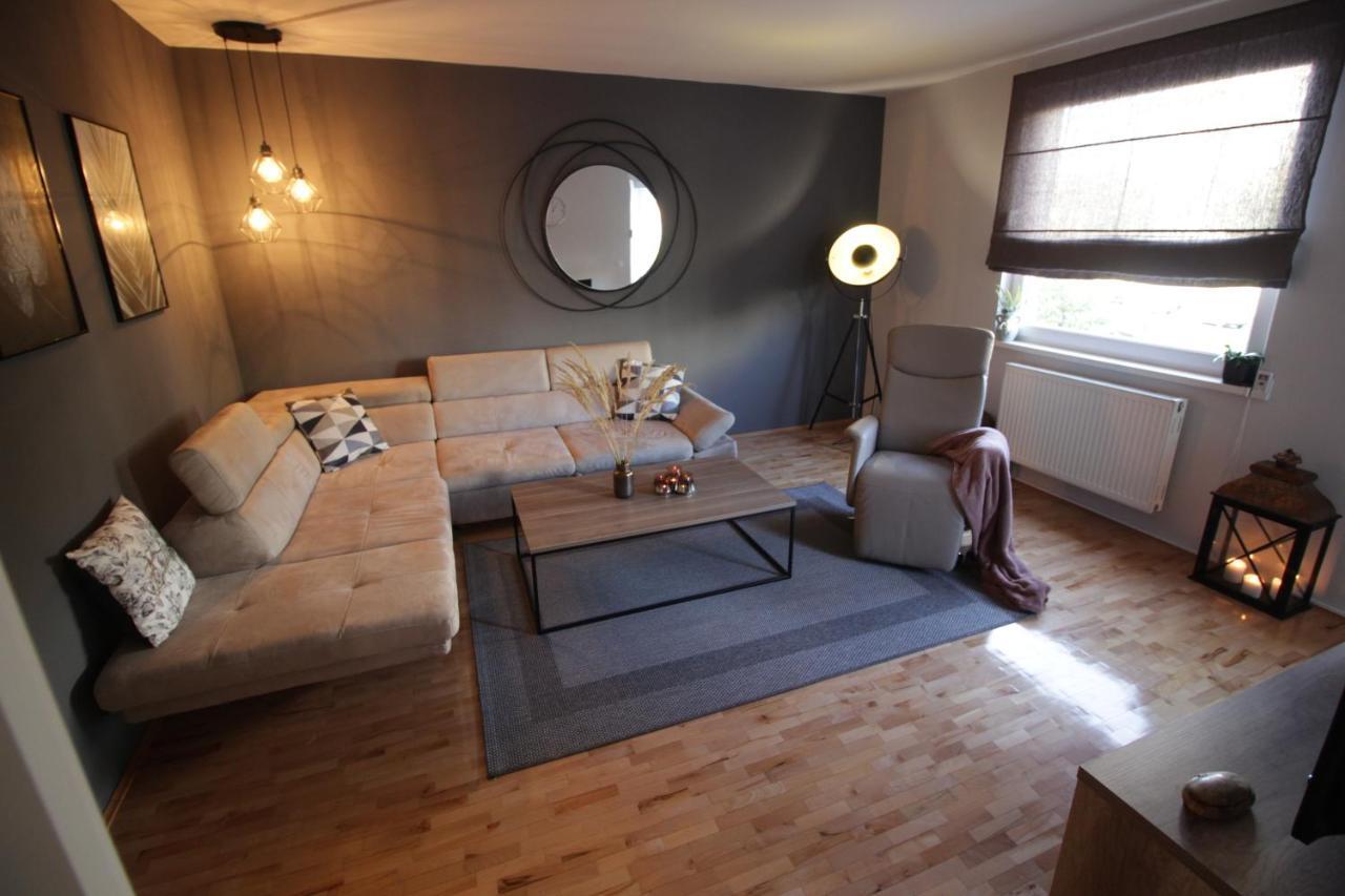 Nordlys Apartment ทูซลา ภายนอก รูปภาพ