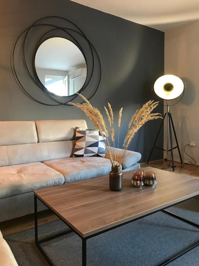 Nordlys Apartment ทูซลา ภายนอก รูปภาพ