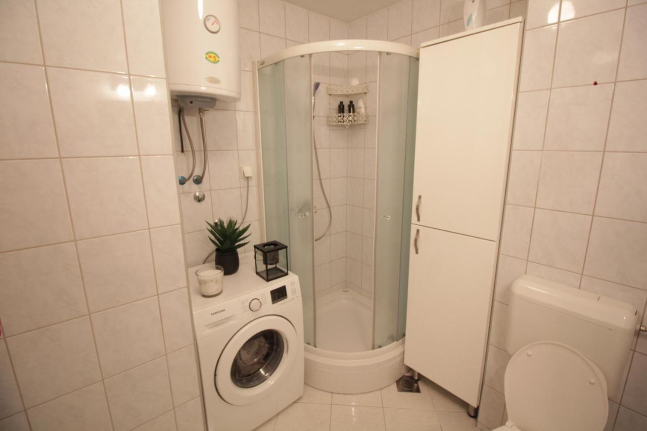 Nordlys Apartment ทูซลา ภายนอก รูปภาพ